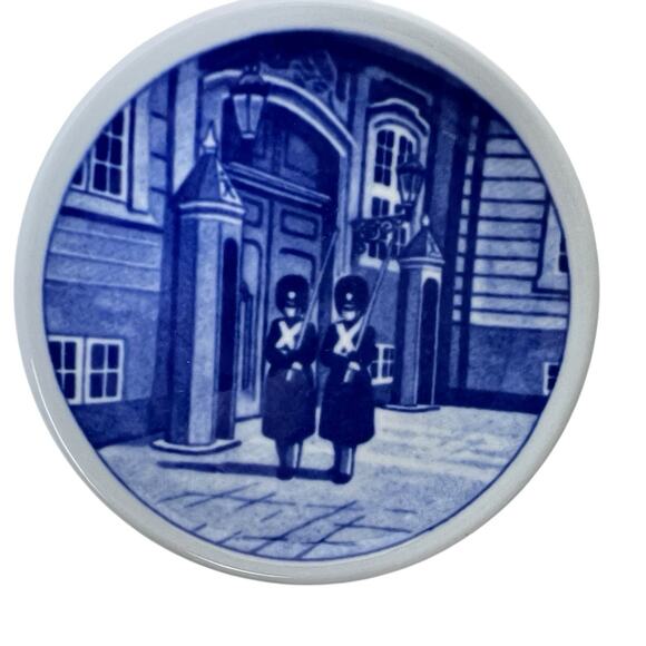 Porcelain Mini Plate Wall Art Royal Copenhagen Kongens Livgarde Blue 3.25 Inch - Picture 15 of 15